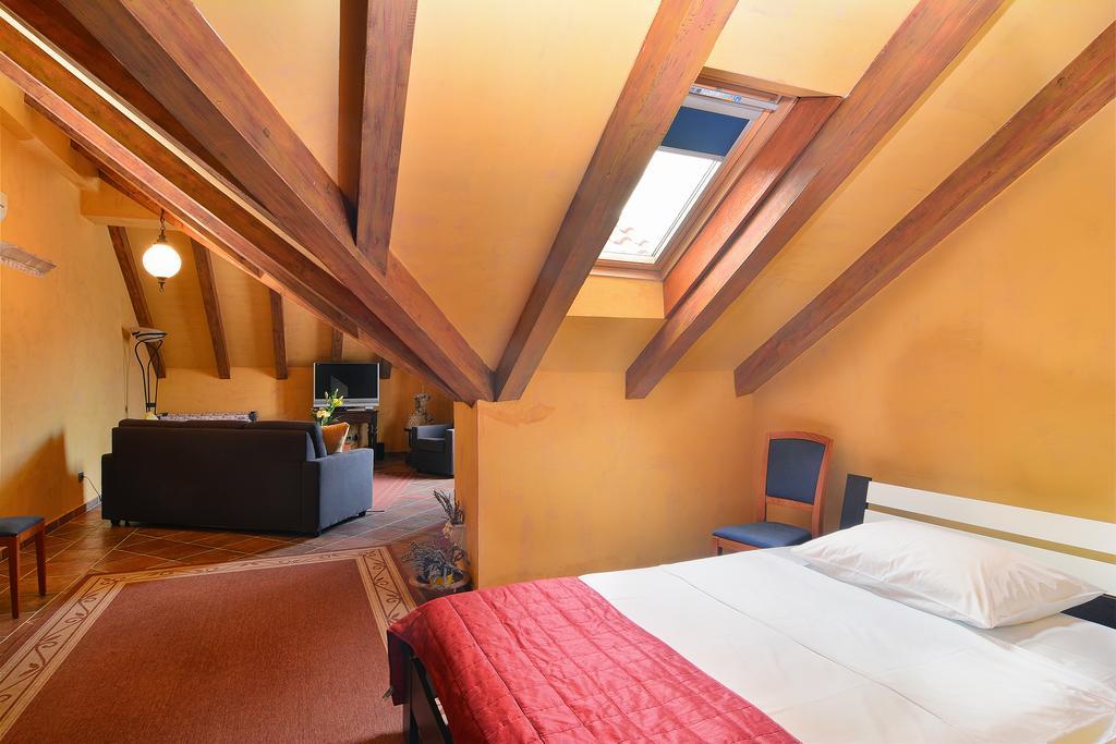 Villa Nora Hvar Bed & Breakfast